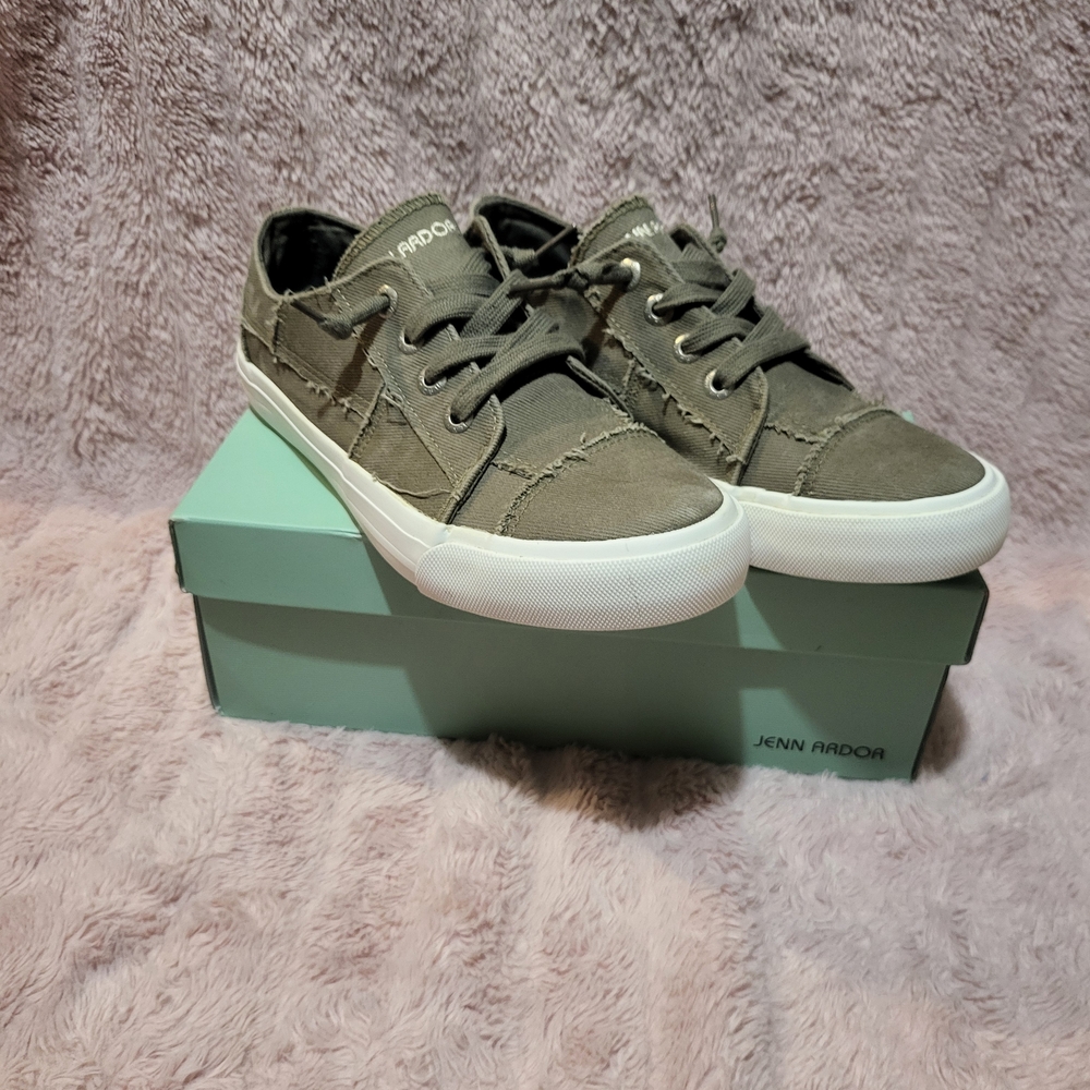 Jenn Ardor Womens Sneakers - Olive